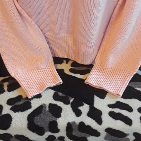 NWT Victoria's Secret Sweater - Picture 6 of 7